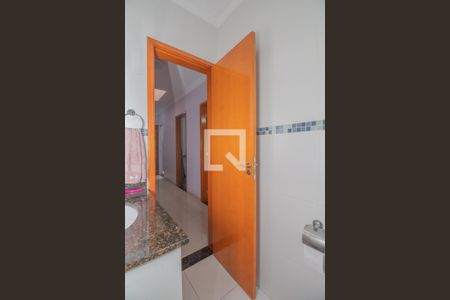 Casa à venda com 217m², 3 quartos e 4 vagasBanheiro social 