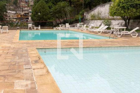 Apartamento à venda com 63m², 2 quartos e 1 vagaPiscina