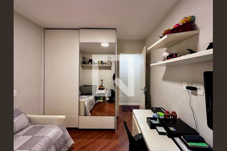 Apartamento à venda com 95m², 3 quartos e 2 vagas Apartamento à venda com 95m², 3 quartos e 2 vagasQuarto 3