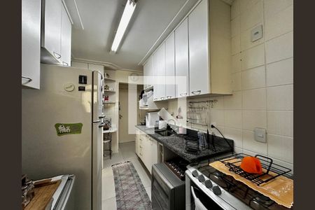 Apartamento à venda com 95m², 3 quartos e 2 vagas Apartamento à venda com 95m², 3 quartos e 2 vagasCozinha