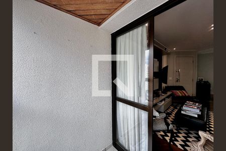 Apartamento à venda com 95m², 3 quartos e 2 vagas Apartamento à venda com 95m², 3 quartos e 2 vagasSacada