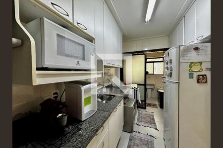Apartamento à venda com 95m², 3 quartos e 2 vagas Apartamento à venda com 95m², 3 quartos e 2 vagasCozinha