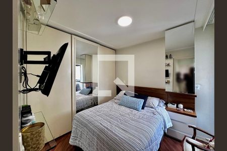 Apartamento à venda com 95m², 3 quartos e 2 vagas Apartamento à venda com 95m², 3 quartos e 2 vagasSuíte