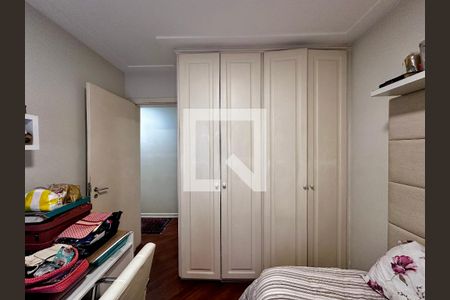 Apartamento à venda com 95m², 3 quartos e 2 vagas Apartamento à venda com 95m², 3 quartos e 2 vagasQuarto 2
