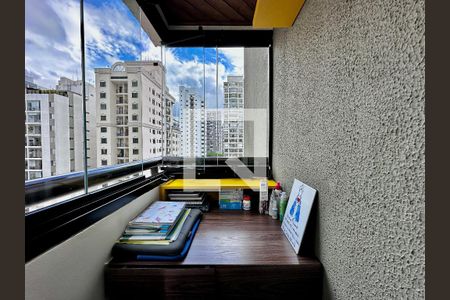 Apartamento à venda com 95m², 3 quartos e 2 vagas Apartamento à venda com 95m², 3 quartos e 2 vagasSuíte