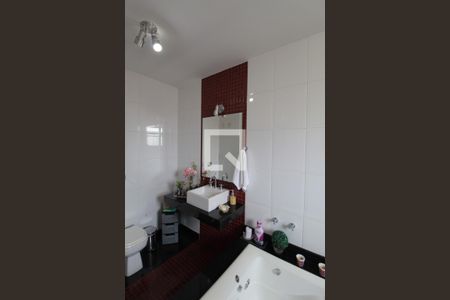 Apartamento à venda com 182m², 4 quartos e 2 vagasBanheiro da Suite 1