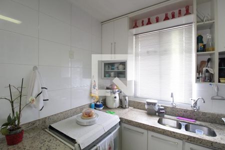 Apartamento à venda com 182m², 4 quartos e 2 vagasCozinha