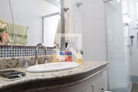 Apartamento à venda com 182m², 4 quartos e 2 vagasBanheiro Social