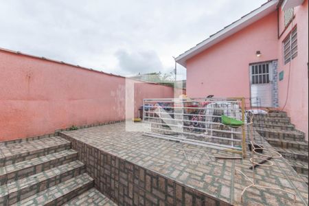 Casa à venda com 150m², 2 quartos e 2 vagas Casa à venda com 150m², 2 quartos e 2 vagasQuintal