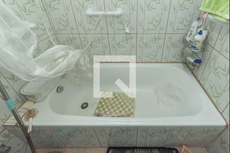 Casa à venda com 150m², 2 quartos e 2 vagas Casa à venda com 150m², 2 quartos e 2 vagasBanheiro