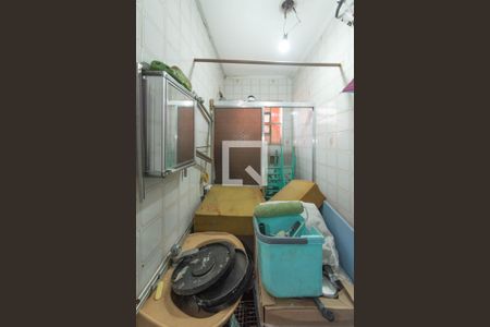 Casa à venda com 150m², 2 quartos e 2 vagas Casa à venda com 150m², 2 quartos e 2 vagasEdícula