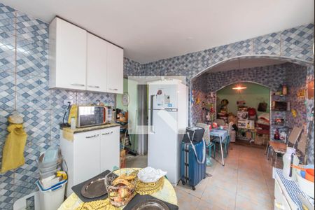 Casa à venda com 150m², 2 quartos e 2 vagas Casa à venda com 150m², 2 quartos e 2 vagasCozinha