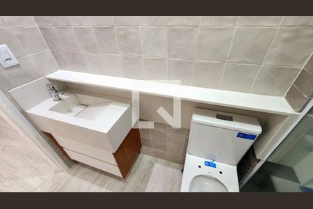 Apartamento à venda com 74m², 2 quartos e 1 vagaBanheiro