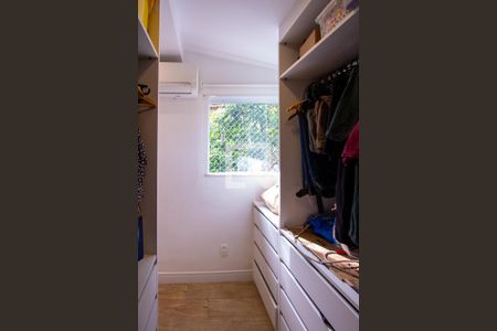 Apartamento à venda com 85m², 3 quartos e 2 vagasCloset