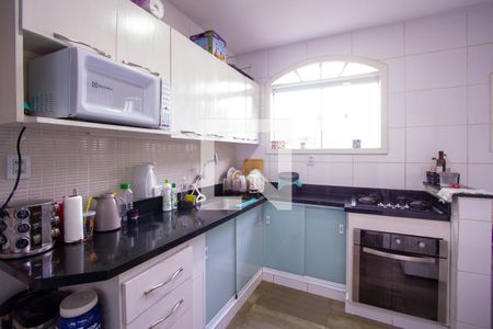 Apartamento à venda com 85m², 3 quartos e 2 vagasCozinha