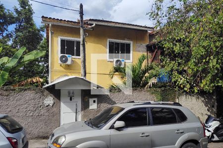 Apartamento à venda com 85m², 3 quartos e 2 vagasFachada