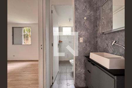 Apartamento para alugar com 51m², 2 quartos e 1 vaga Apartamento para alugar com 51m², 2 quartos e 1 vagaBanheiro