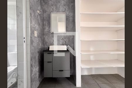 Apartamento para alugar com 51m², 2 quartos e 1 vaga Apartamento para alugar com 51m², 2 quartos e 1 vagaBanheiro