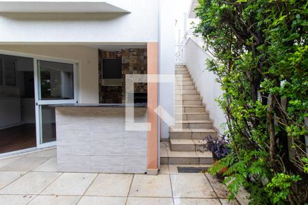 Casa de condomínio para alugar com 190m², 3 quartos e 3 vagasQuintal