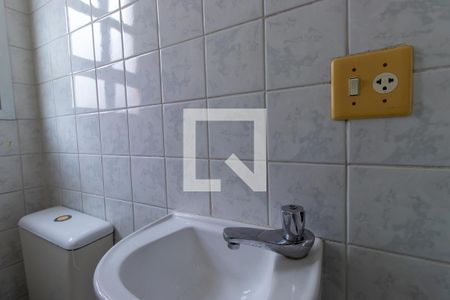 Casa de condomínio para alugar com 190m², 3 quartos e 3 vagasBanheiro Área de Serviço