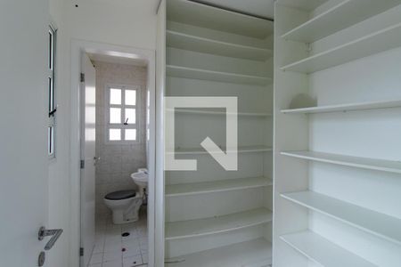 Casa de condomínio para alugar com 190m², 3 quartos e 3 vagasÁrea de Serviço