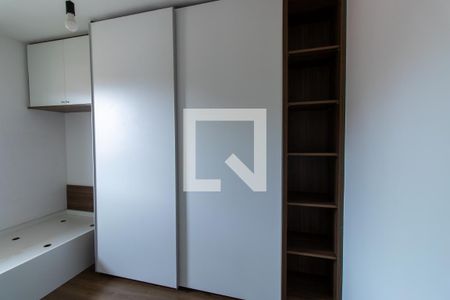 Casa de condomínio para alugar com 190m², 3 quartos e 3 vagasQuarto 3 - Armários