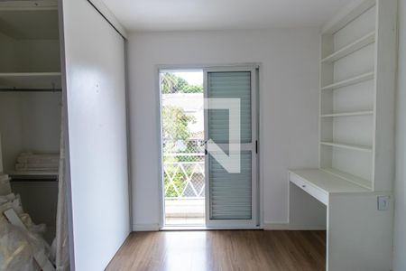 Casa de condomínio para alugar com 190m², 3 quartos e 3 vagasSuíte