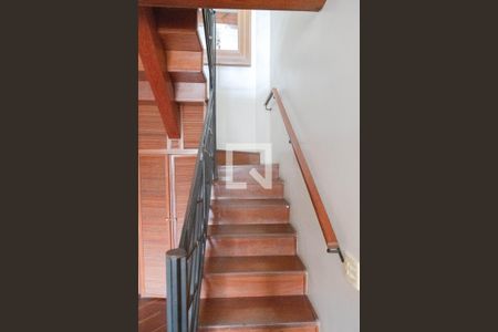 Apartamento para alugar com 148m², 3 quartos e 2 vagasEscada