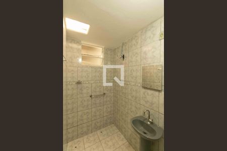 Casa à venda com 360m², 4 quartos e 6 vagas Casa à venda com 360m², 4 quartos e 6 vagasBanheiro Social