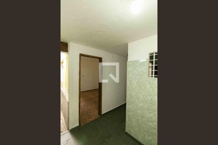 Casa à venda com 360m², 4 quartos e 6 vagas Casa à venda com 360m², 4 quartos e 6 vagasÁrea de Serviço