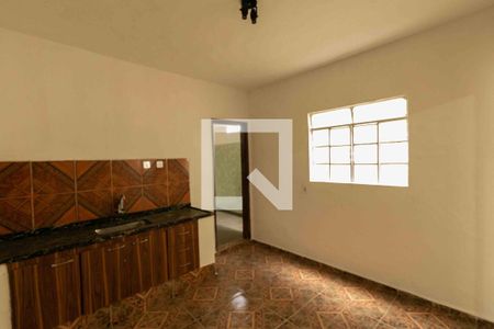 Casa à venda com 360m², 4 quartos e 6 vagas Casa à venda com 360m², 4 quartos e 6 vagasCozinha
