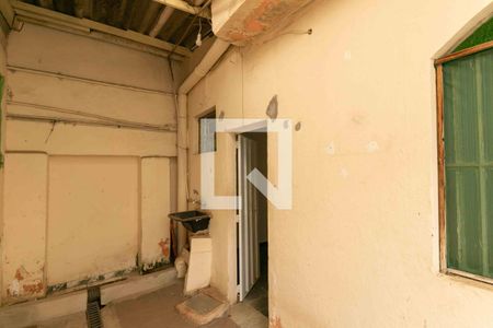 Casa à venda com 360m², 4 quartos e 6 vagas Casa à venda com 360m², 4 quartos e 6 vagasÁrea de Serviço