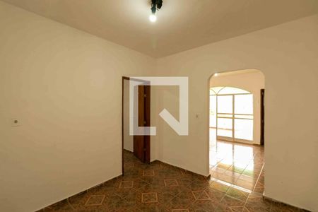 Casa à venda com 360m², 4 quartos e 6 vagas Casa à venda com 360m², 4 quartos e 6 vagasCopa