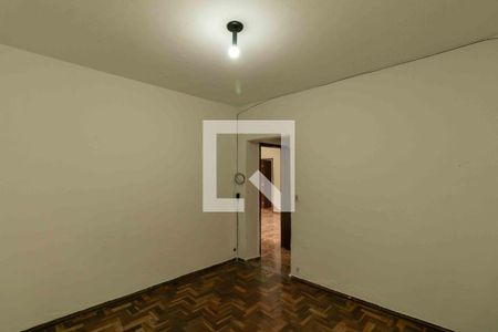 Casa à venda com 360m², 4 quartos e 6 vagas Casa à venda com 360m², 4 quartos e 6 vagasQuarto 3 Suíte