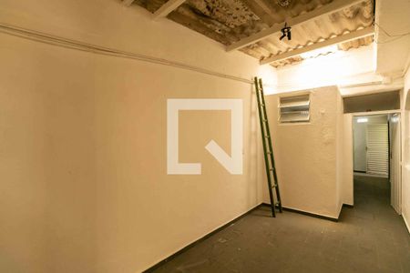 Casa à venda com 360m², 4 quartos e 6 vagas Casa à venda com 360m², 4 quartos e 6 vagasÁrea Externa