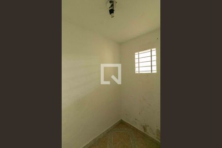 Casa à venda com 360m², 4 quartos e 6 vagas Casa à venda com 360m², 4 quartos e 6 vagasDespensa