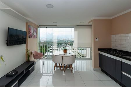 Apartamento à venda com 2 quartos, 46m² em Parque Industrial Tomas Edson, São Paulo