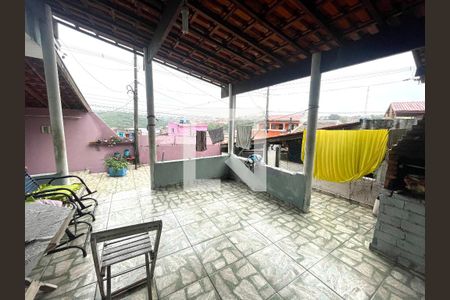 Casa à venda com 211m², 4 quartos e 3 vagas Casa à venda com 211m², 4 quartos e 3 vagasÁrea de Churrasqueira