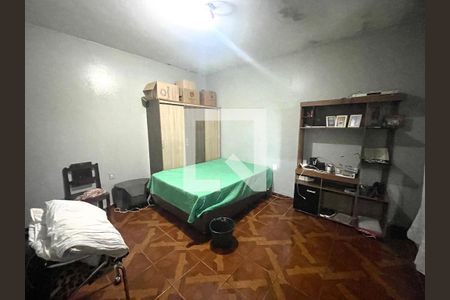 Casa à venda com 211m², 4 quartos e 3 vagas Casa à venda com 211m², 4 quartos e 3 vagasQuarto - casa 2