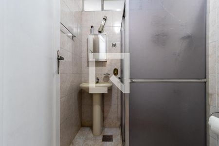 Apartamento à venda com 77m², 2 quartos e 1 vagaBanheiro Social