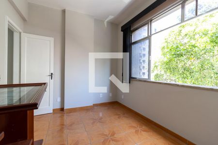 Apartamento à venda com 77m², 2 quartos e 1 vagaQuarto 2