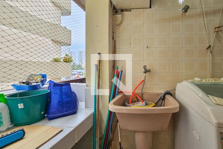 Apartamento para alugar com 80m², 2 quartos e 1 vaga Apartamento para alugar com 80m², 2 quartos e 1 vagaÁrea de serviço