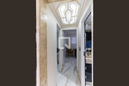 Corredor de apartamento para alugar com 2 quartos, 55m² em Vila Heliopolis, São Paulo