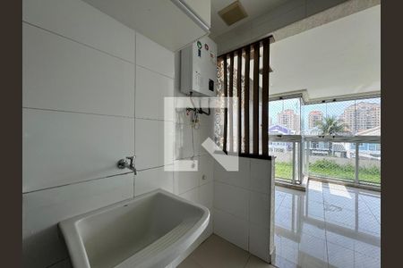 Apartamento para alugar com 156m², 4 quartos e 3 vagas Apartamento para alugar com 156m², 4 quartos e 3 vagasCozinha e Área de Serviço
