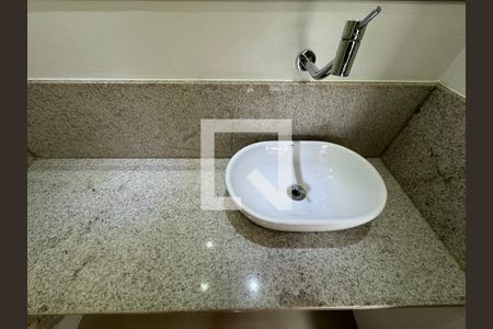 Apartamento para alugar com 156m², 4 quartos e 3 vagas Apartamento para alugar com 156m², 4 quartos e 3 vagasLavabo