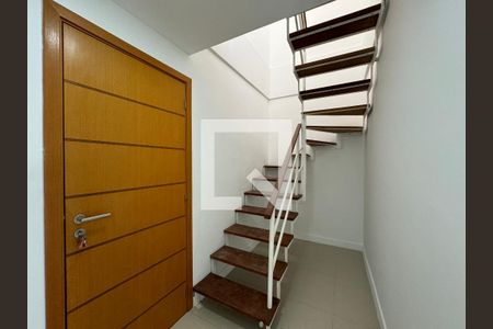Apartamento para alugar com 156m², 4 quartos e 3 vagas Apartamento para alugar com 156m², 4 quartos e 3 vagasSala