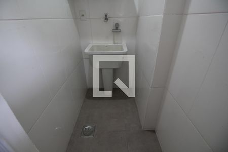 Apartamento para alugar com 71m², 2 quartos e 1 vagaÁrea de Serviço