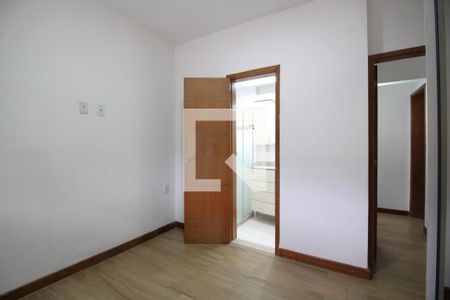 Apartamento para alugar com 71m², 2 quartos e 1 vagaSuíte