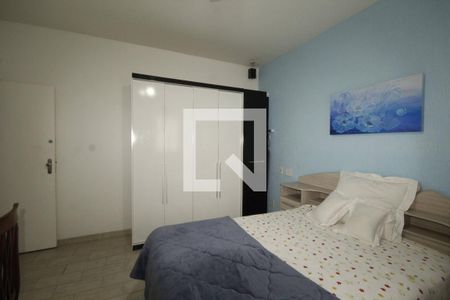 Casa à venda com 570m², 8 quartos e 2 vagasquarto 2