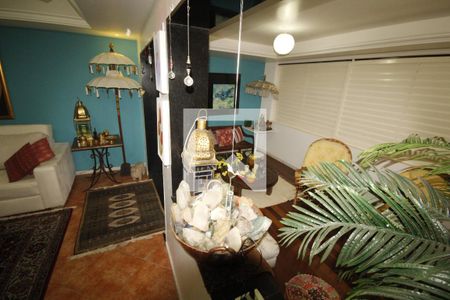 Casa à venda com 570m², 8 quartos e 2 vagassala 2